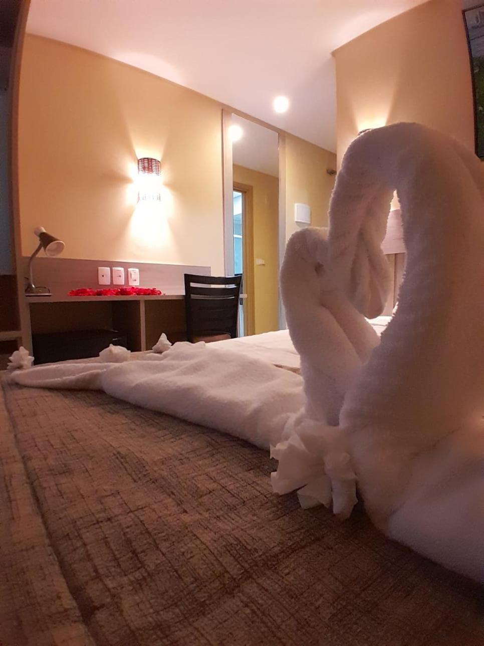 Anai Hotel 热博阿陶 外观 照片