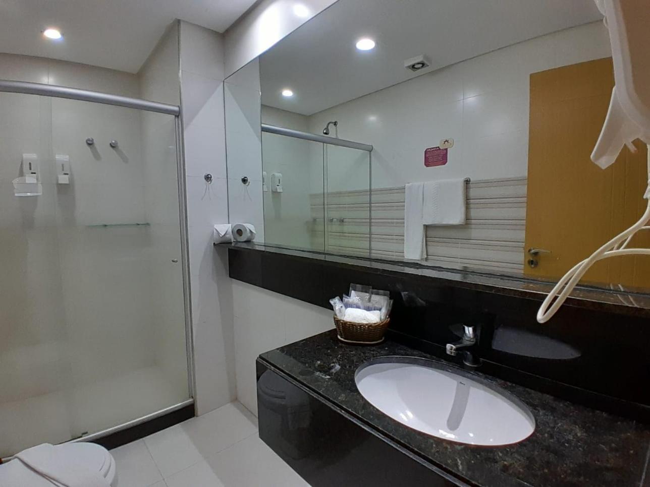 Anai Hotel 热博阿陶 外观 照片