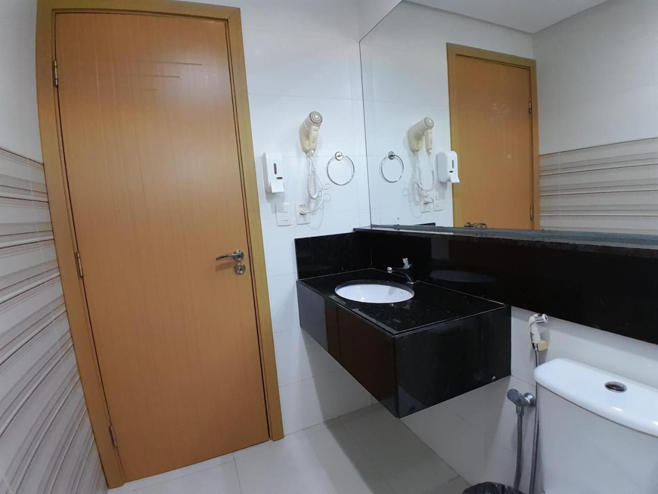 Anai Hotel 热博阿陶 外观 照片