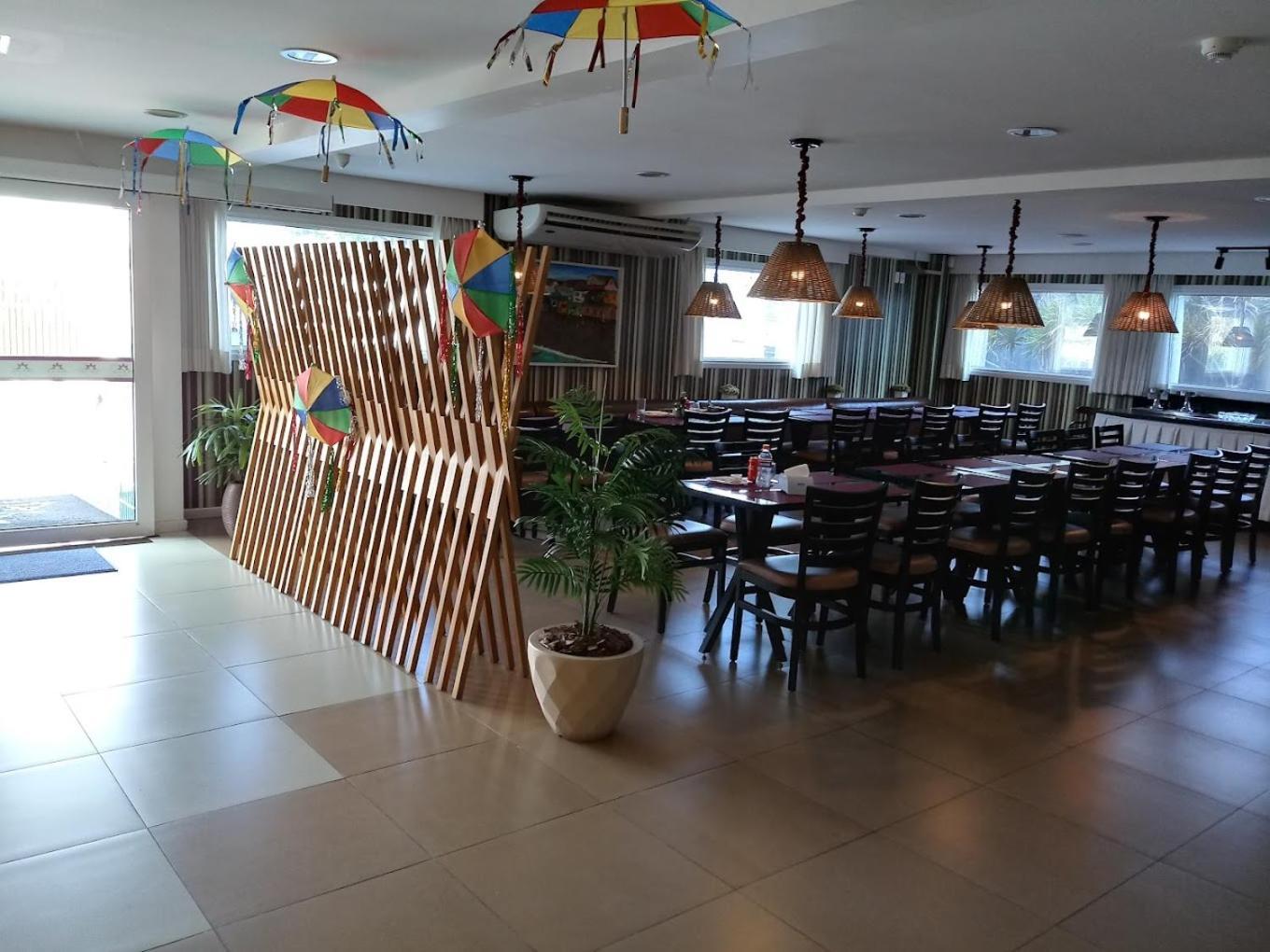 Anai Hotel 热博阿陶 外观 照片